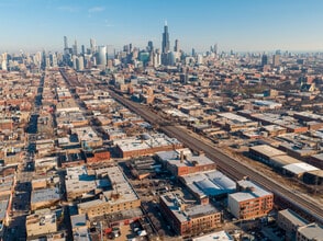 1827 W Hubbard St, Chicago, IL for lease Building Photo- Image 1 of 7