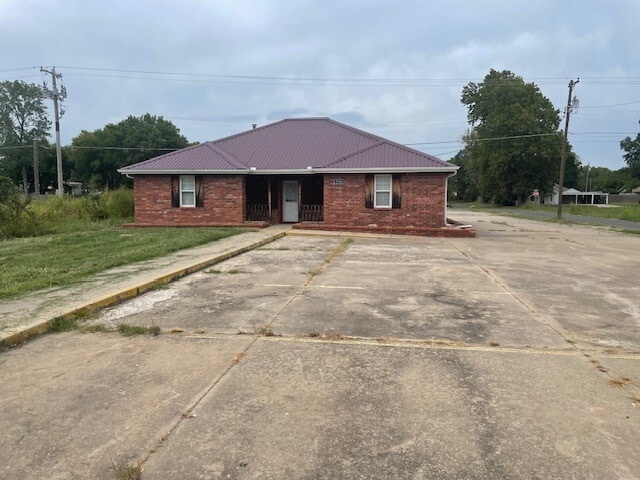 5300 W Okmulgee St, Muskogee, OK for sale Primary Photo- Image 1 of 1