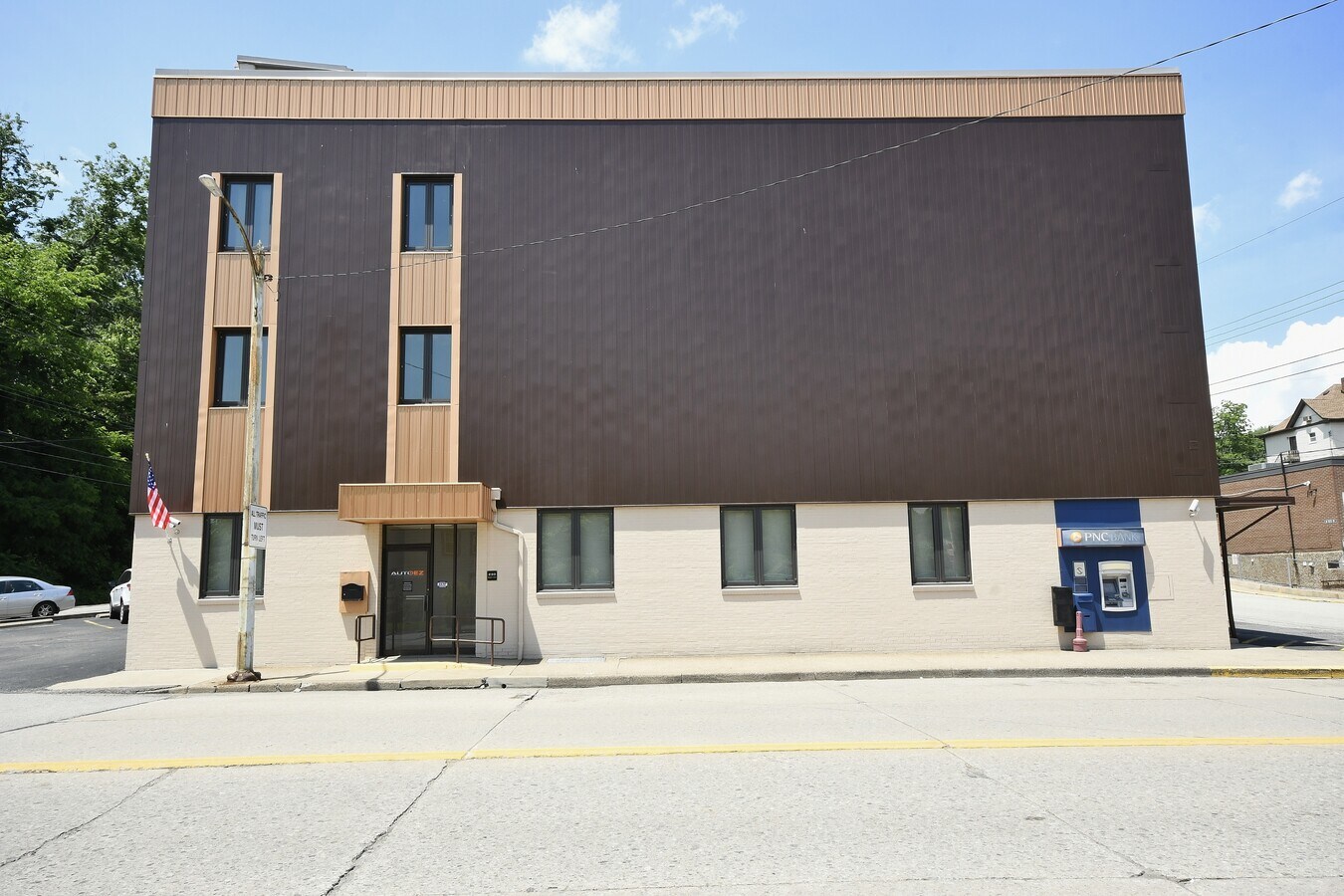 230 Maple Ave, Dravosburg, PA 15034