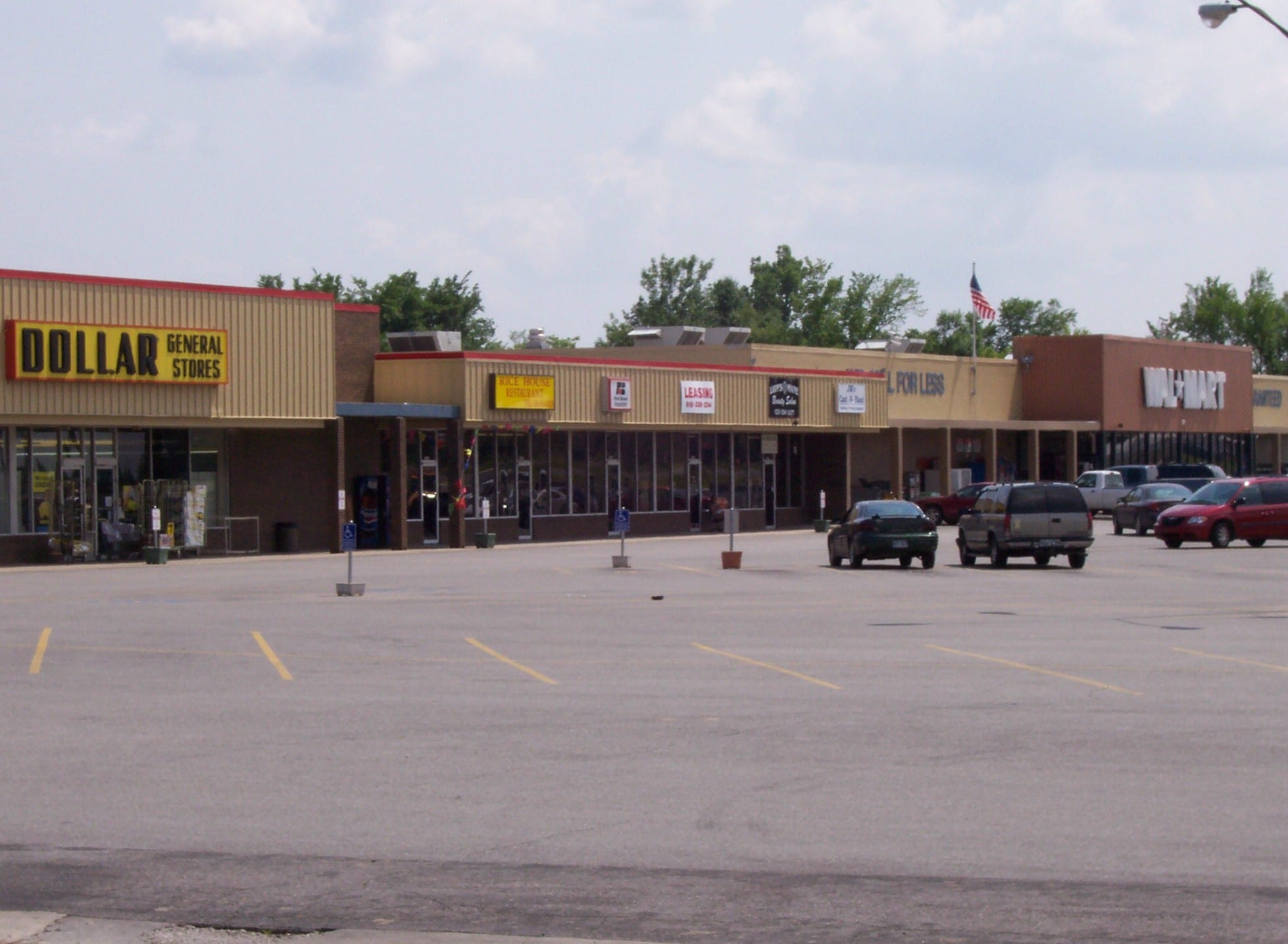 2900-2970 Military Ave, Baxter Springs, KS for lease Primary Photo- Image 1 of 2