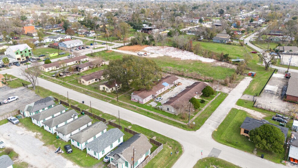 3121 Brewster St, Houston, TX for sale - Building Photo - Image 3 of 14