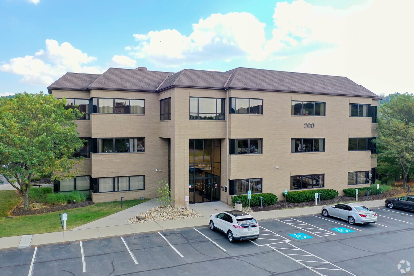 200 Northpointe Cir, Seven Fields, PA 16046 Building 200