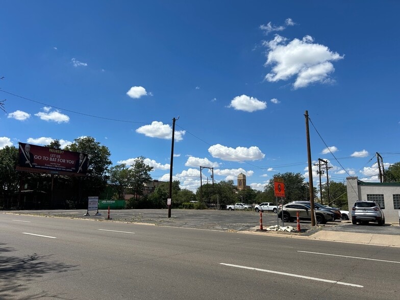 1104 Taylor St, Amarillo, TX for sale - Building Photo - Image 3 of 4