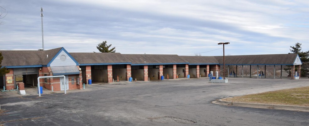 2610 NE 60th St, Gladstone, MO for sale - Building Photo - Image 1 of 1