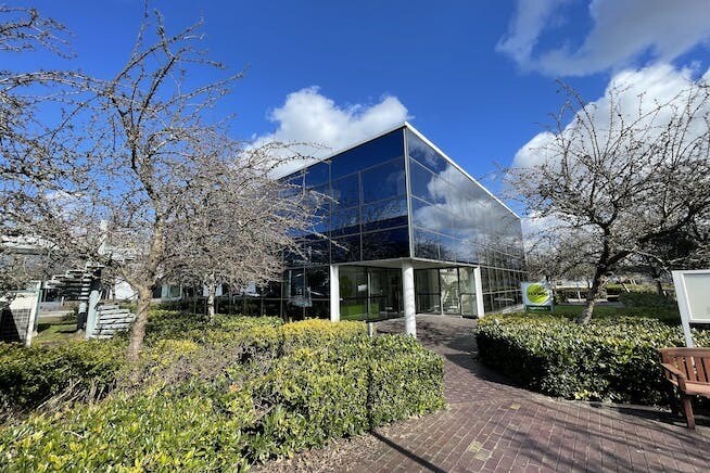 Apple Walk, Swindon for sale - Primary Photo - Image 1 of 1
