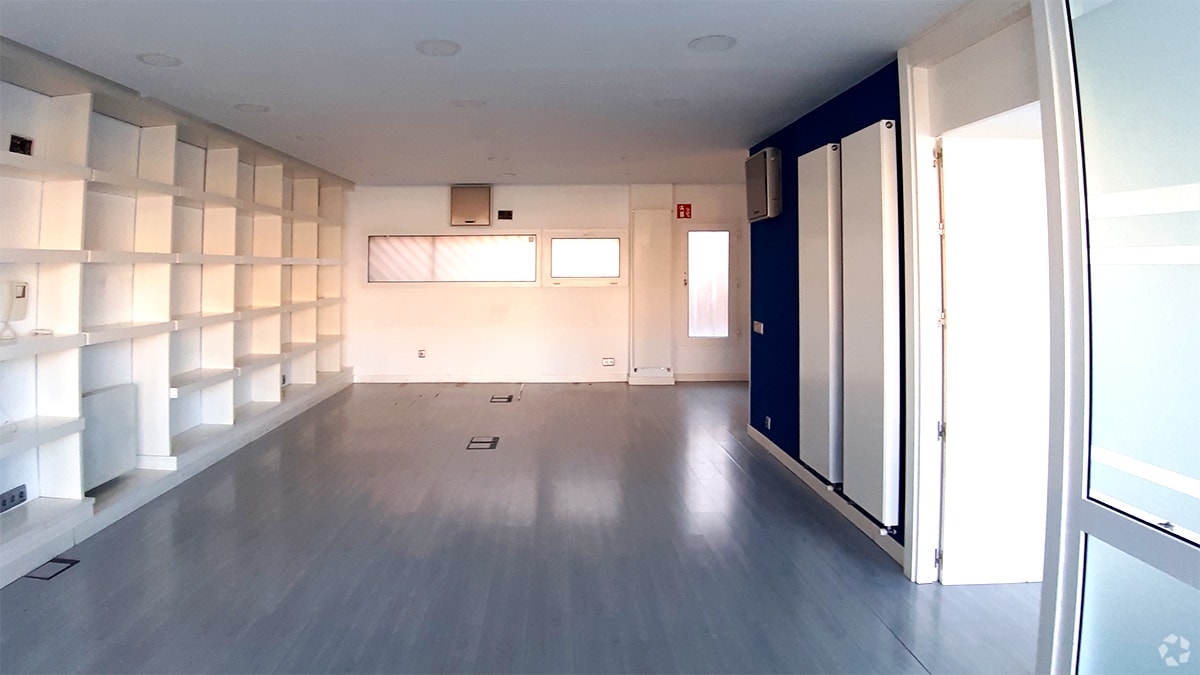 Calle Valdelasfuentes, 7, Alcobendas, MAD 28100 - Unit Puerta 04, Esc. 9 -  - Interior Photo - Image 1 of 5