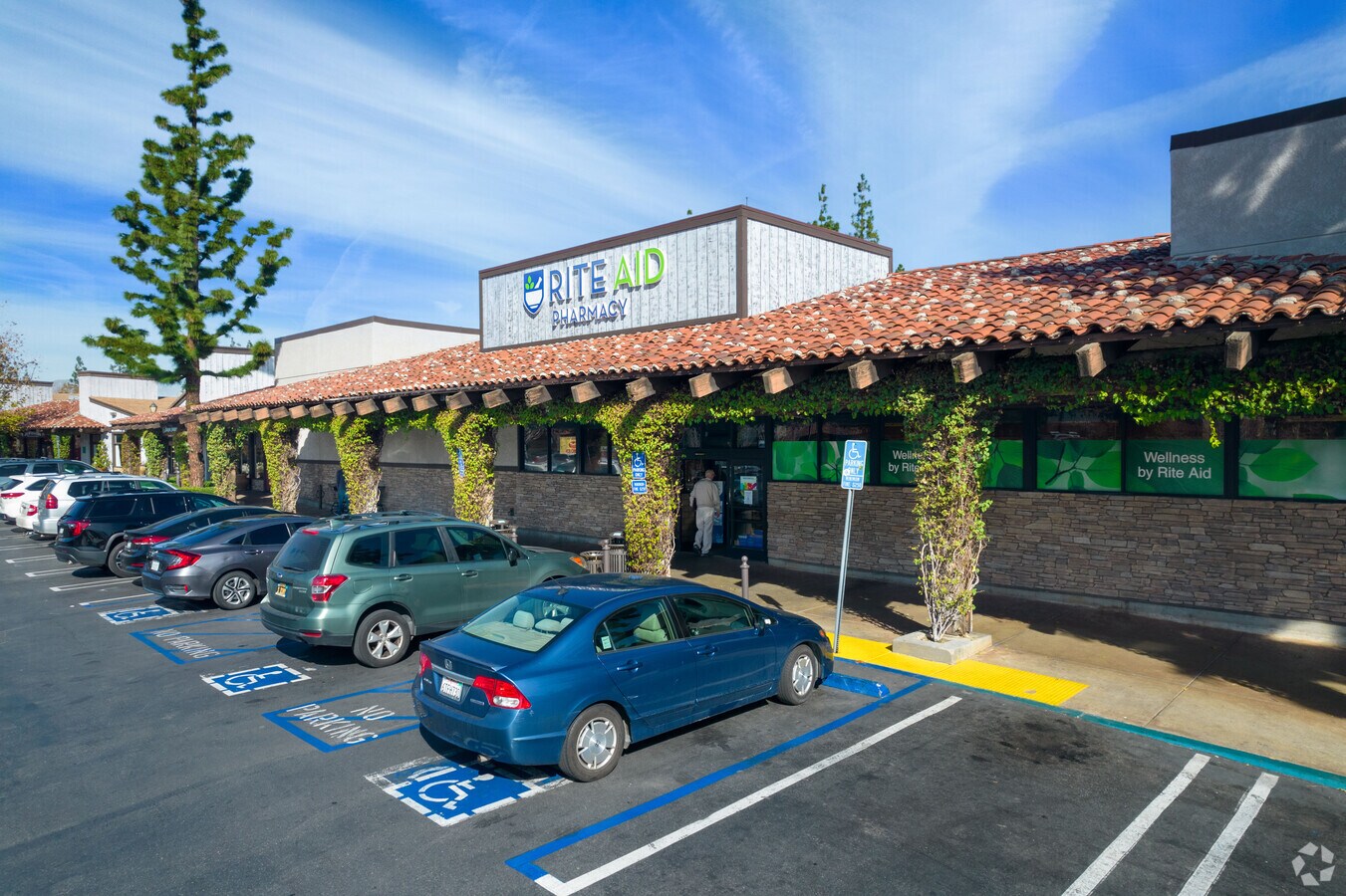 5225 Canyon Crest Dr, Riverside, CA 92507