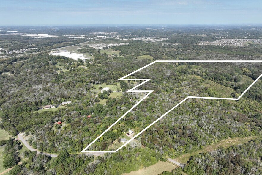 3071 Callis Rd, Lebanon, TN for sale - Building Photo - Image 1 of 7