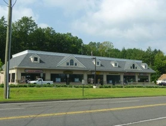 230 Roosevelt Dr, Monroe, CT for lease - Building Photo - Image 3 of 7