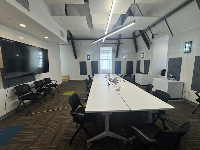 85 Civic Center Plz, Poughkeepsie, NY for lease Interior Photo- Image 1 of 5