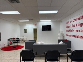 7101-7225 W Oakland Park Blvd, Lauderhill, FL for lease Interior Photo- Image 2 of 7