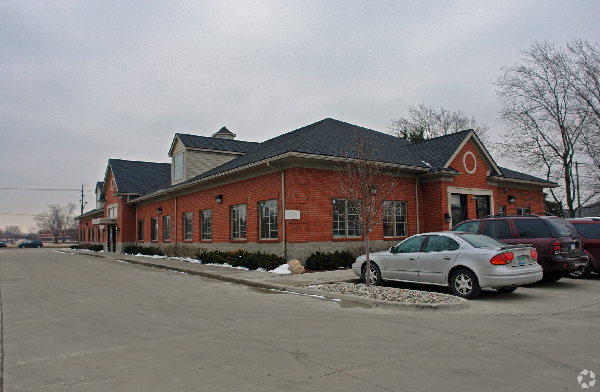 30117 Schoenherr Rd, Warren, MI 48088 Office for Lease