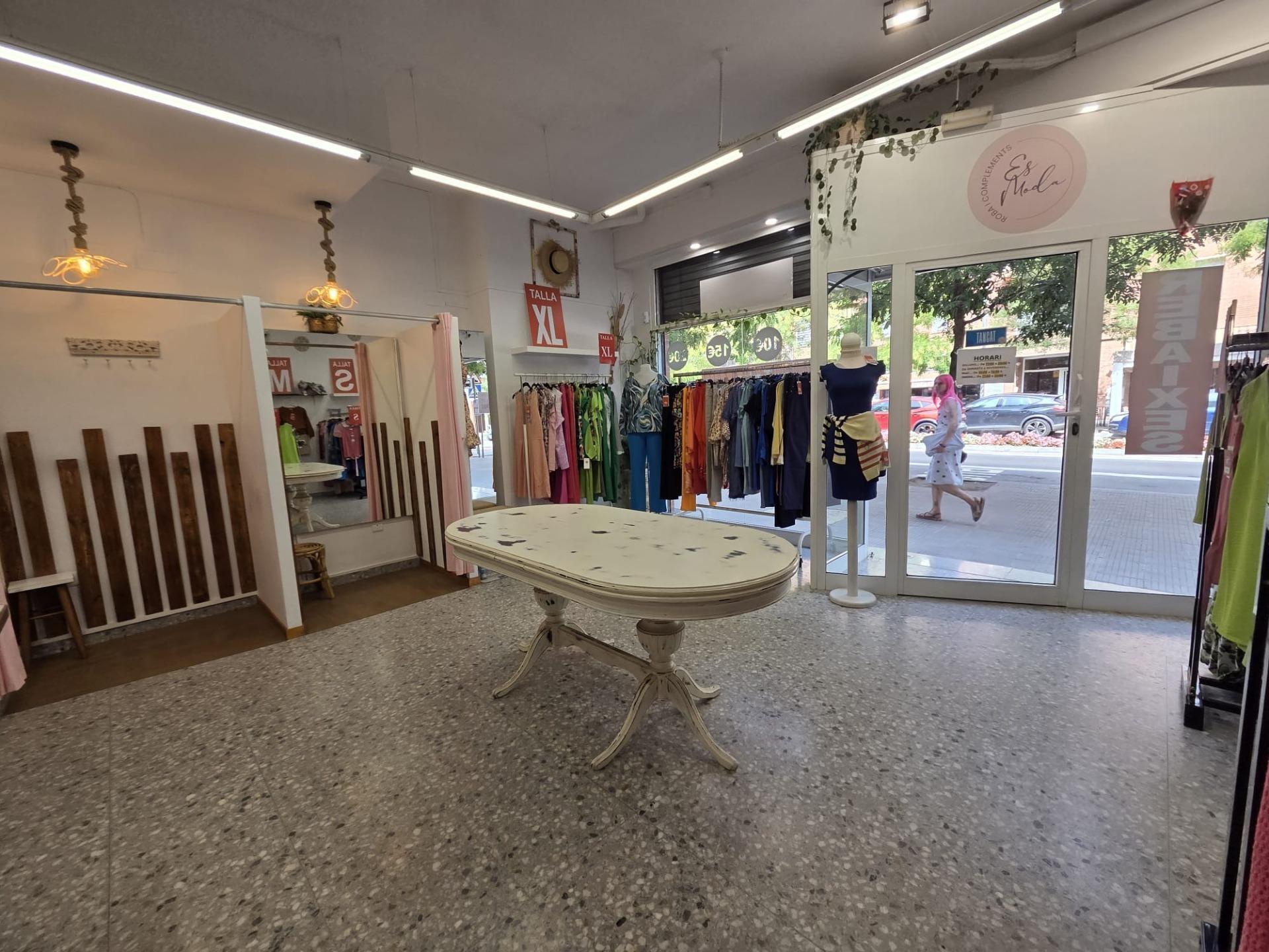 Retail in Martorell, Barcelona for lease Interior Photo- Image 1 of 8