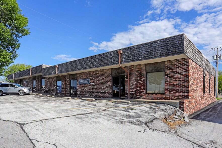 1230512309 Gold St, Omaha, NE 68144 Bel Air Professional Building