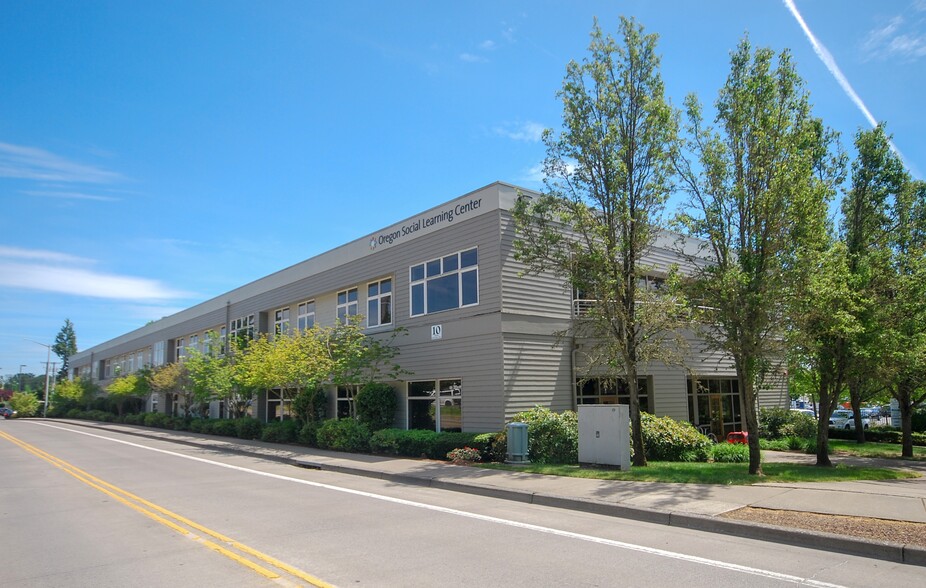 10 Shelton-McMurphey Blvd, Eugene, OR for lease - Building Photo - Image 2 of 2