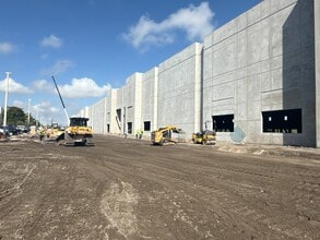 20351 Sheridan St, Fort Lauderdale, FL for lease Building Photo- Image 1 of 9