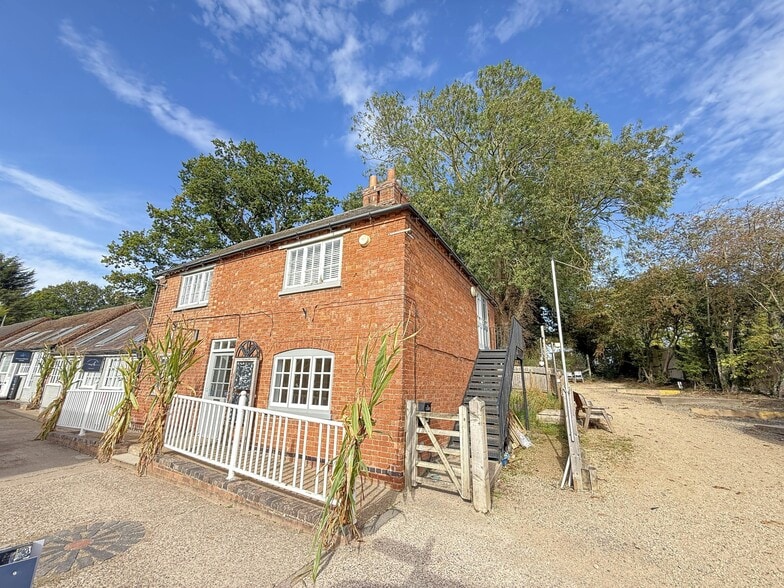 Dark Ln, Warwick for lease - Building Photo - Image 1 of 3