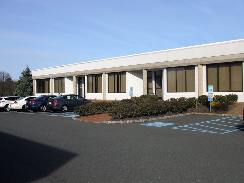 1720 State Route 34, Wall Township, NJ for lease - Building Photo - Image 3 of 3