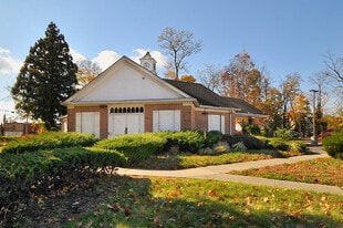 Former Bank Site - Drive Through Restaurant