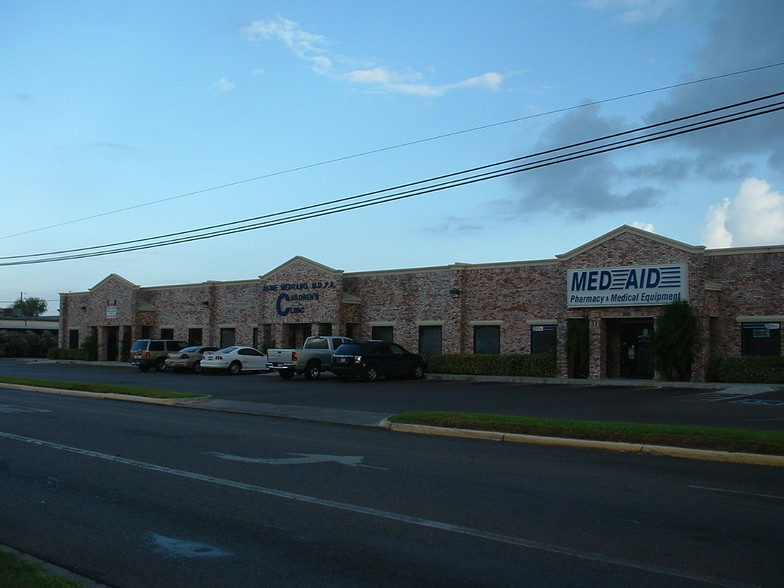 1525 E 6th St, Weslaco, TX for lease - Building Photo - Image 2 of 3