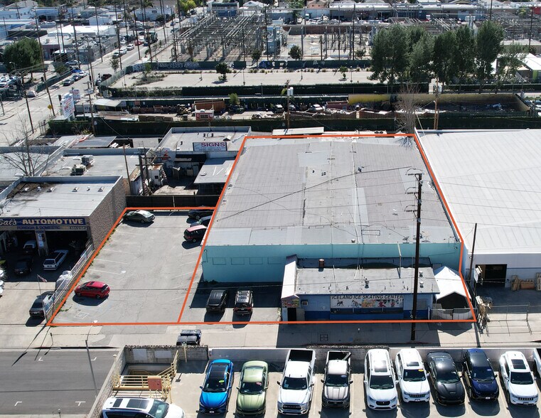 14318 Calvert St, Van Nuys, CA for sale - Building Photo - Image 1 of 1