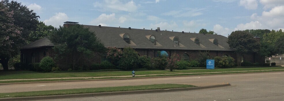 2107 N Collins Blvd, Richardson, TX for sale - Primary Photo - Image 1 of 1