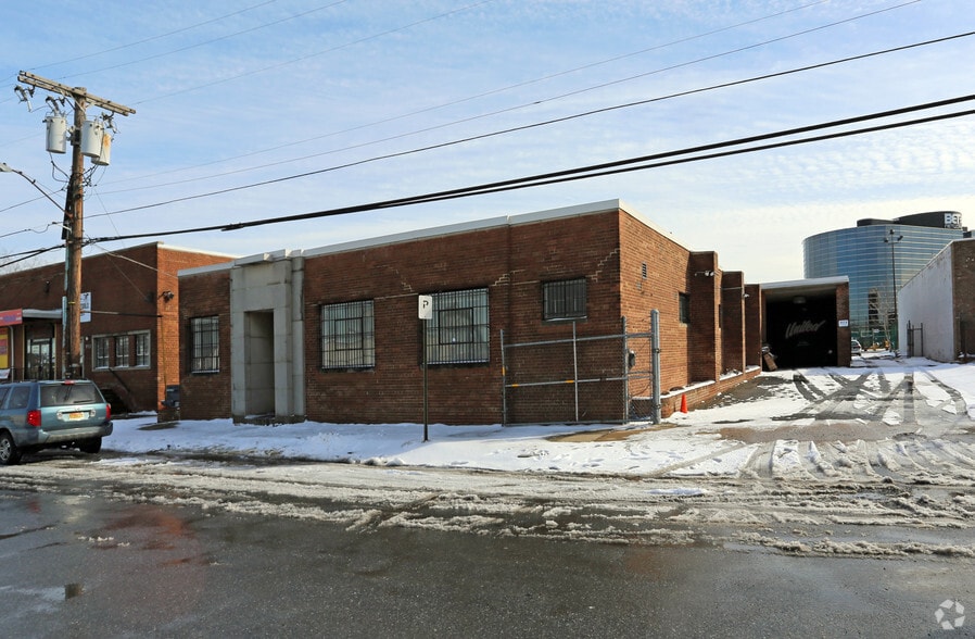 951 V St NE, Washington, DC for sale - Primary Photo - Image 1 of 1