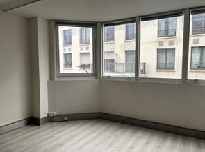 6 Rue Collange, Levallois-Perret for lease Interior Photo- Image 2 of 3