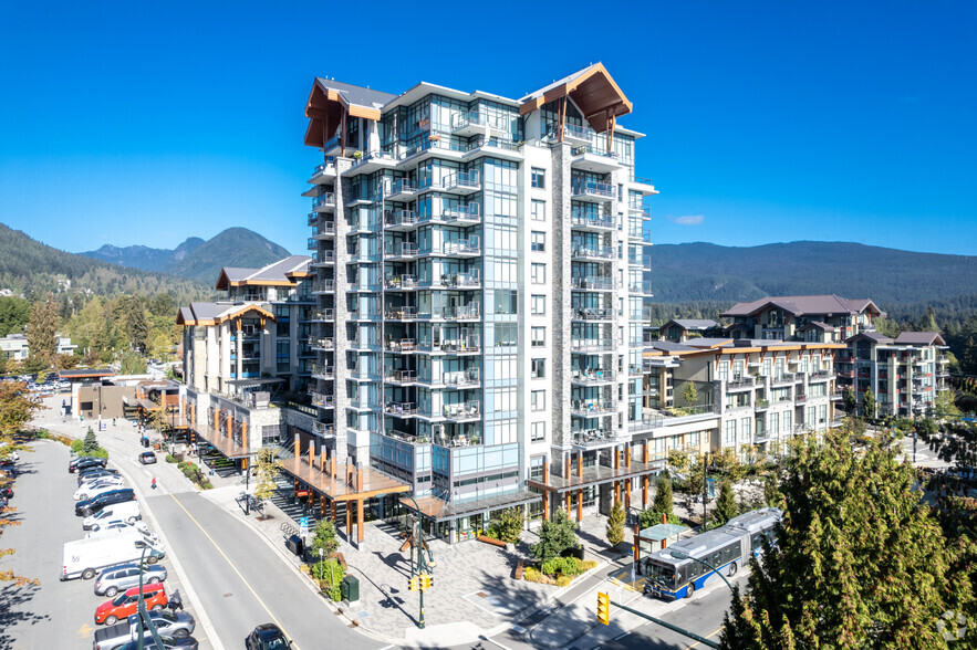 1199 Lynn Valley Rd, North Vancouver, BC for lease - Primary Photo - Image 1 of 3