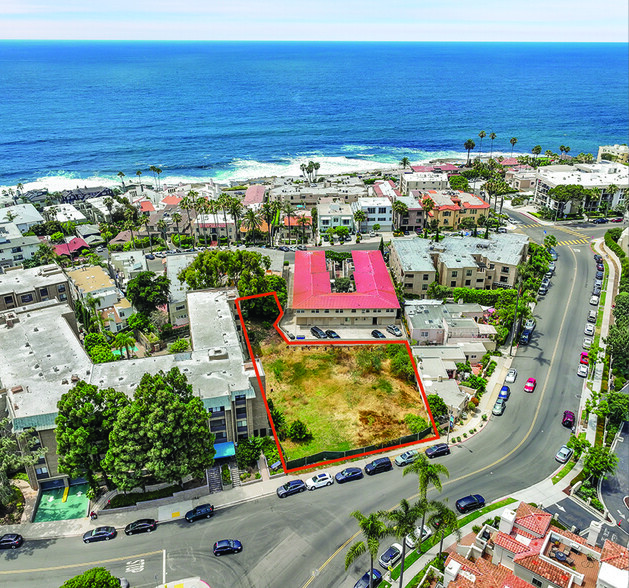 7570 La Jolla Blvd, La Jolla, CA for sale - Building Photo - Image 1 of 23