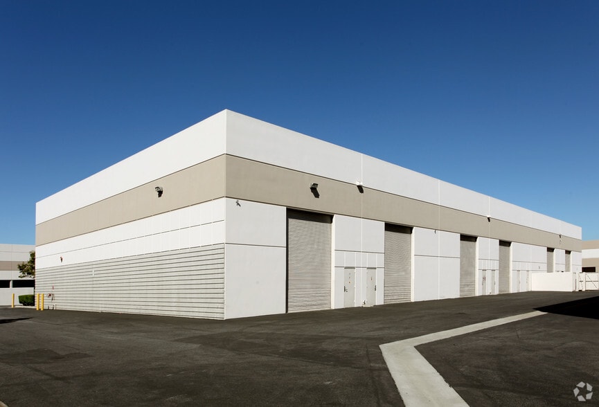 14925 Paramount Blvd, Paramount, CA for sale - Building Photo - Image 2 of 4