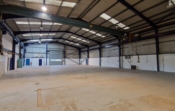 Crawpeel Rd, Aberdeen for lease Interior Photo- Image 1 of 4