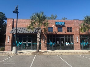 W Ashley Cir, Charleston, SC for lease Interior Photo- Image 1 of 5