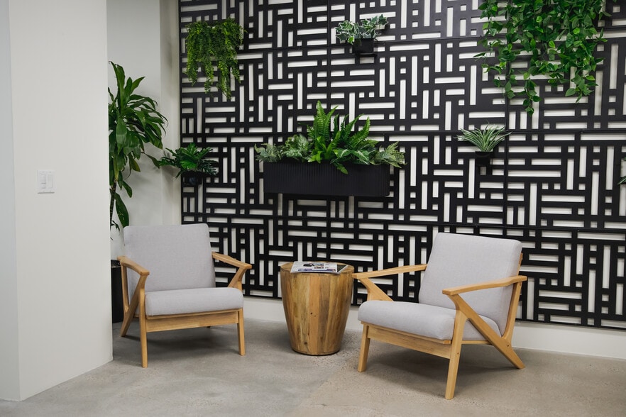 27200 Tourney Rd, Valencia, CA for lease - Interior Photo - Image 3 of 23