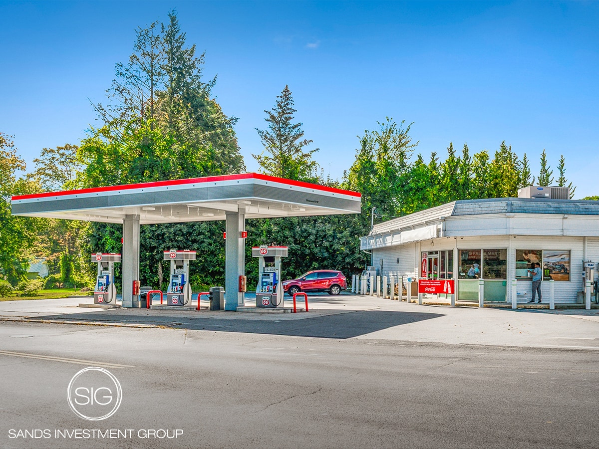 154 Rockingham St, Bellows Falls, VT for sale Building Photo- Image 1 of 6