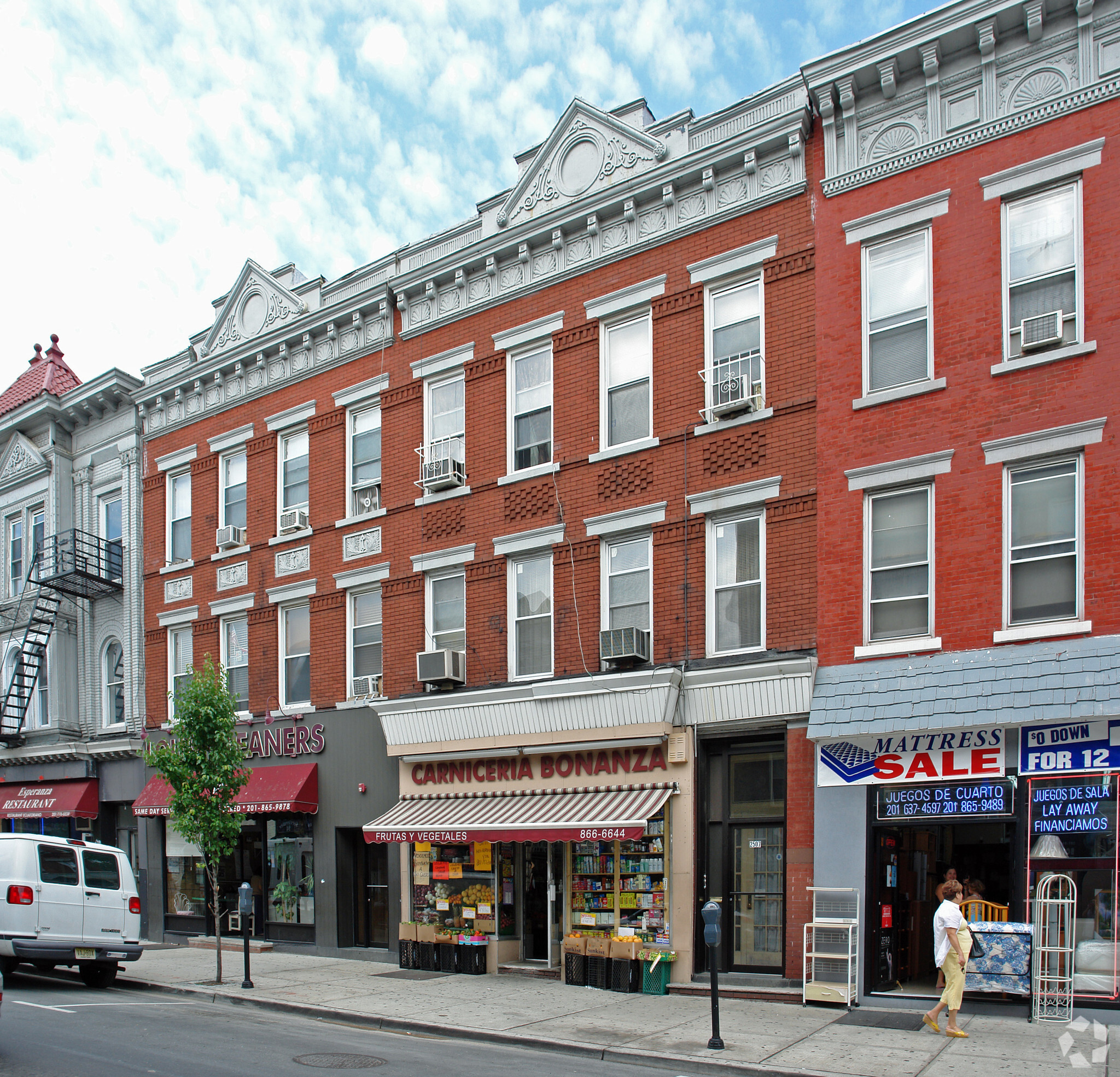 2507 Bergenline Ave, Union City, NJ for sale Primary Photo- Image 1 of 1