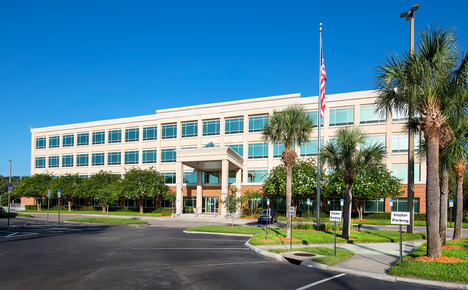 3620 Queen Palm Dr, Tampa, FL for sale Building Photo- Image 1 of 21