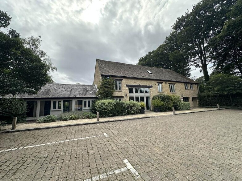 Oxford Rd, Chipping Norton for lease - Building Photo - Image 1 of 8