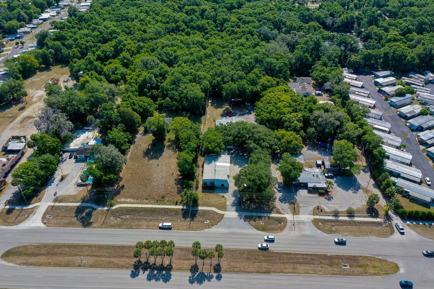 2250 N Volusia Ave, Orange City, FL for lease - Building Photo - Image 3 of 27