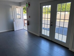 105 Washington St, North Easton, MA for lease Interior Photo- Image 2 of 6