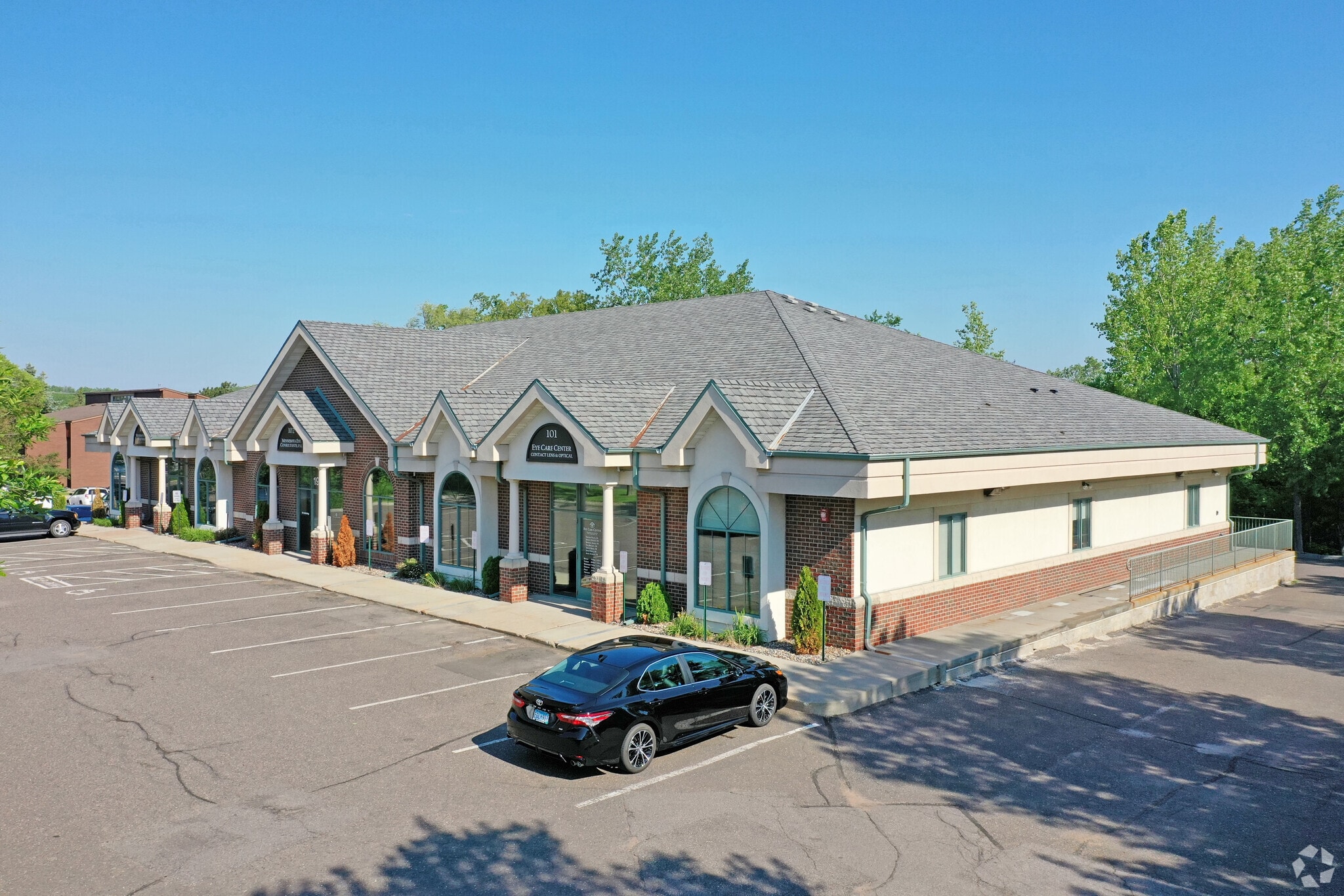 1965 E 11th Ave, Maplewood, MN for sale Building Photo- Image 1 of 1