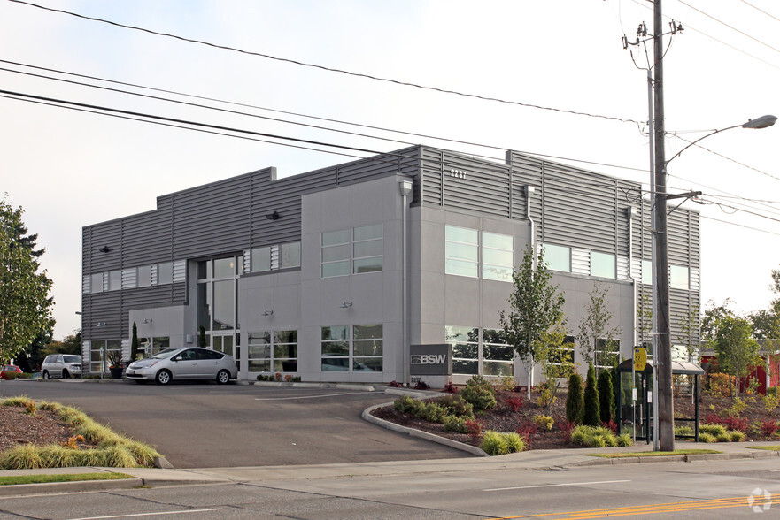 2237 S 19th St, Tacoma, WA for lease - Primary Photo - Image 1 of 5