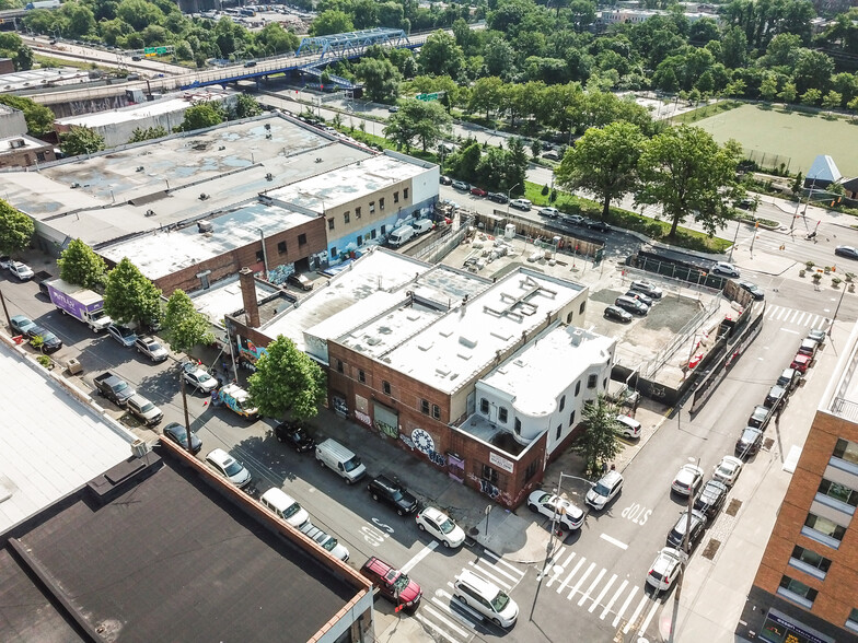 1660 Boone Ave, Bronx, NY for sale - Building Photo - Image 1 of 5