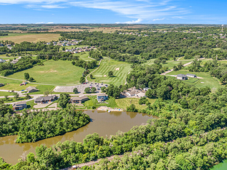 3200 Buccaneer Blvd, Plattsmouth, NE for sale - Aerial - Image 1 of 29