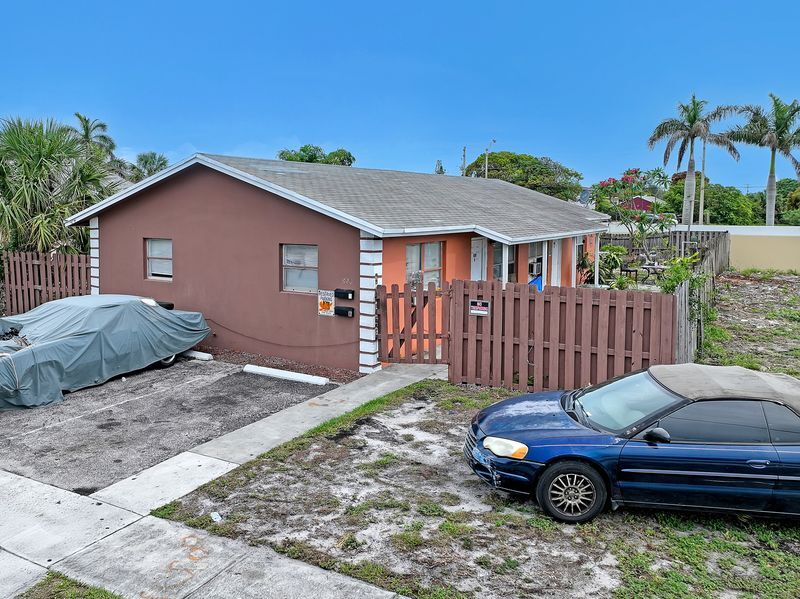 620 W 7th St, Riviera Beach, FL for sale Primary Photo- Image 1 of 2