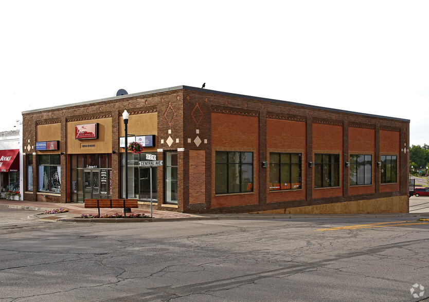 2 Division St E, Buffalo, MN for sale - Building Photo - Image 1 of 1