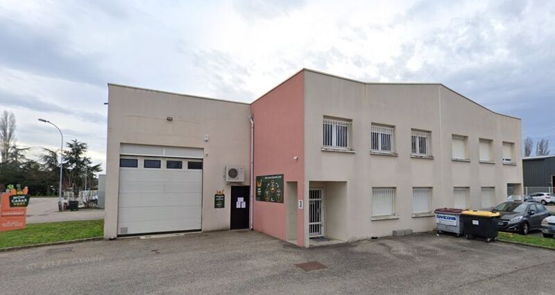 Flex in Genas for lease Building Photo- Image 1 of 3