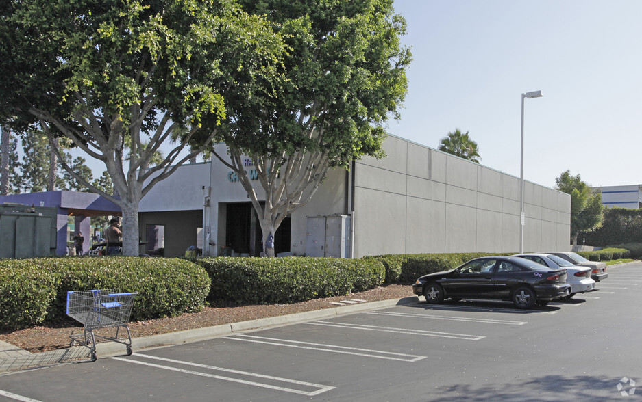 7215 Clairemont Mesa Blvd, San Diego, CA for lease - Building Photo - Image 2 of 6