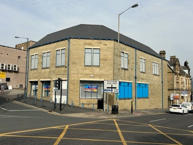 Bank St, Shipley for lease - Building Photo - Image 1 of 2