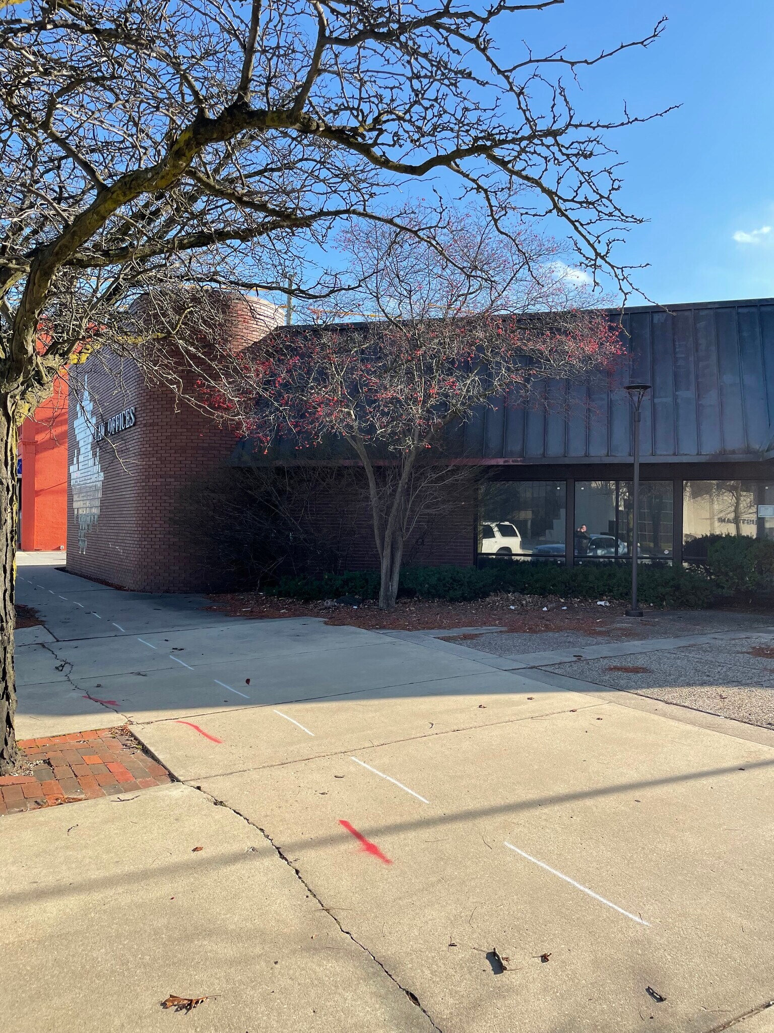 2 Dearborn Sq, Kankakee, IL for sale Primary Photo- Image 1 of 1